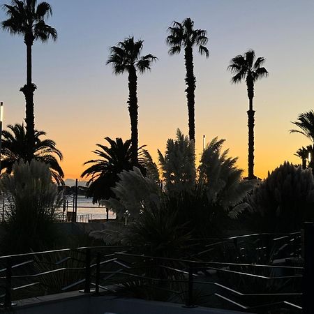 T3 Neuf Avec Terrasse Et Jardin Face A La Mer Bandol Exterior foto